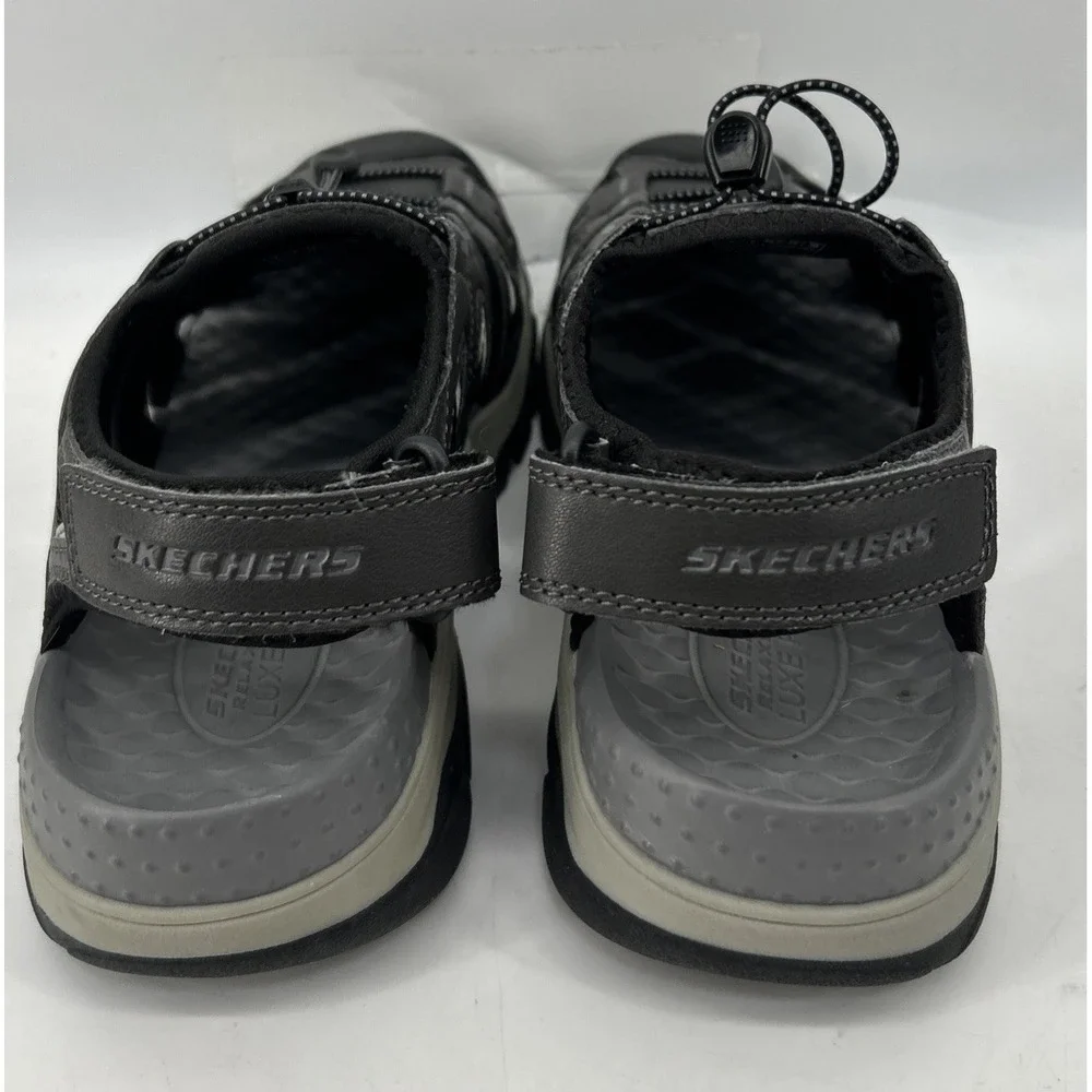 Skechers relaxed fit